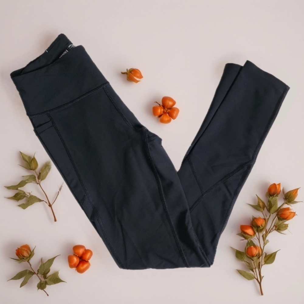 Victoria's Secret Black Total Knockout Leggings Yoga Pants